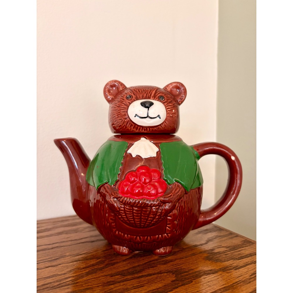 Vintage Ceramic Brown Bear Apple Basket Figural Tea Pot